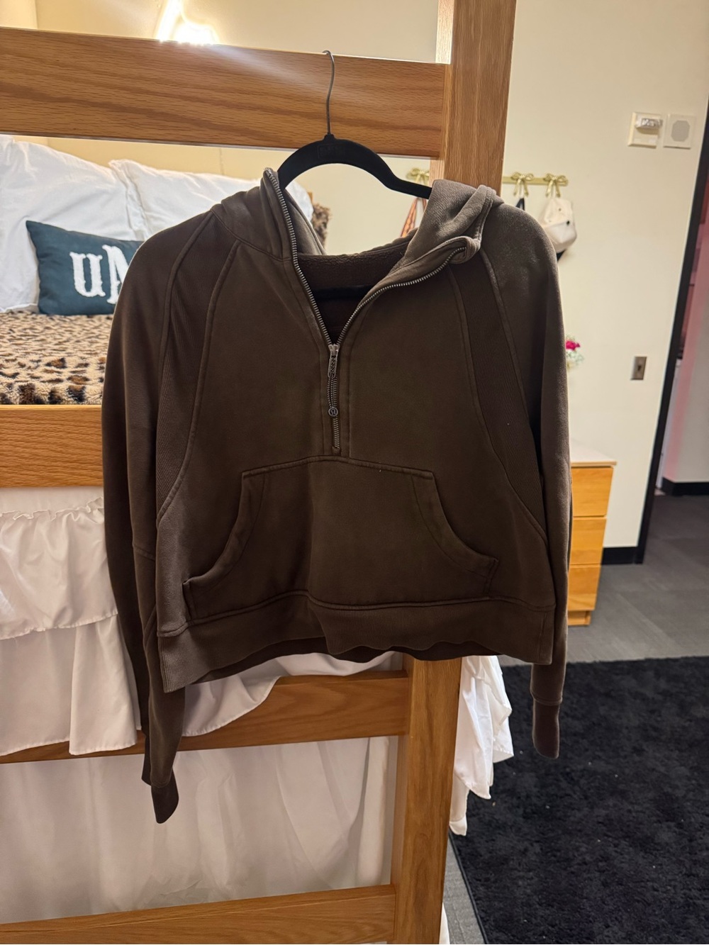 Lululemon Brown Scuba M/L
